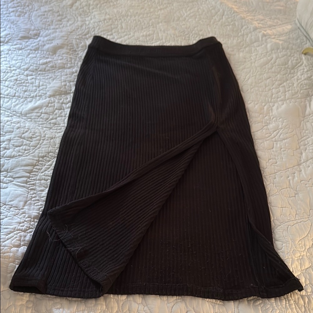 Ambercrombie & Finch midi slit skit - worn once